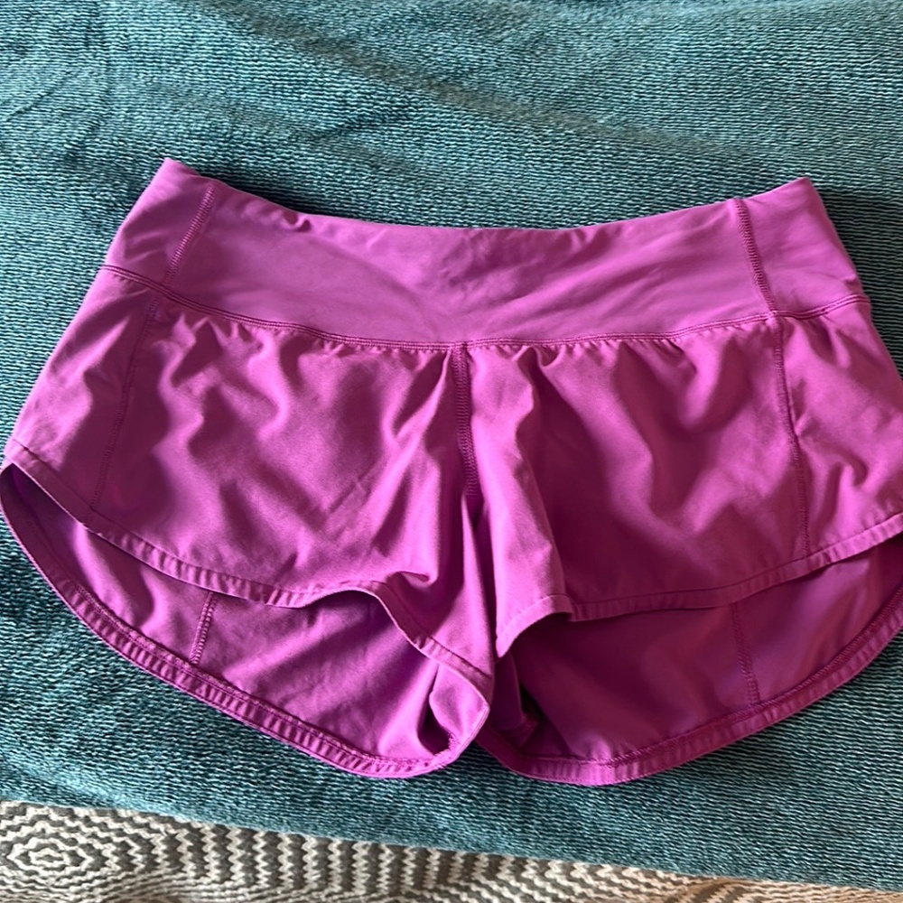 LuLuLemon speed upsize 4